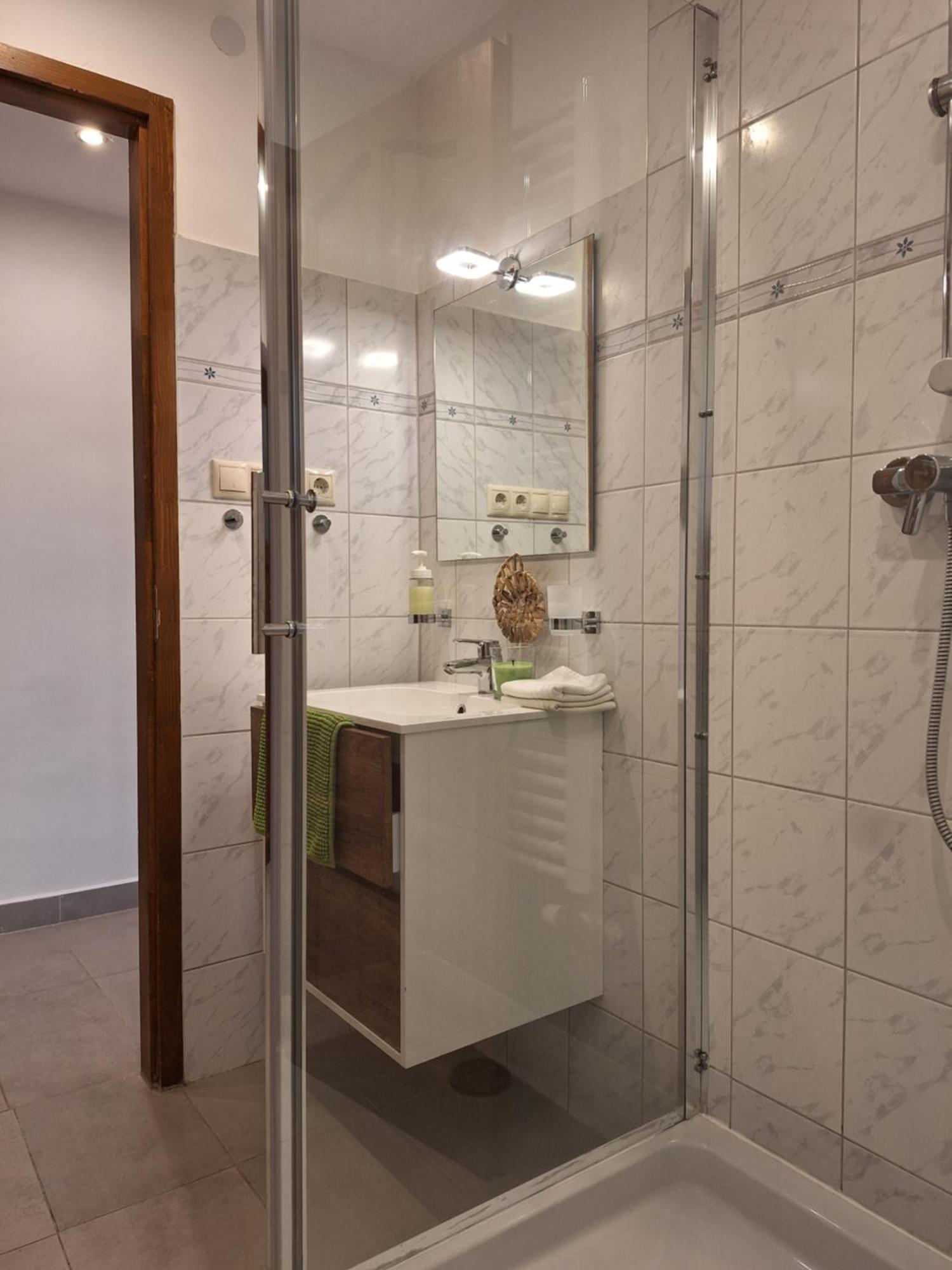 Cristal Apartman Siófok Exteriör bild